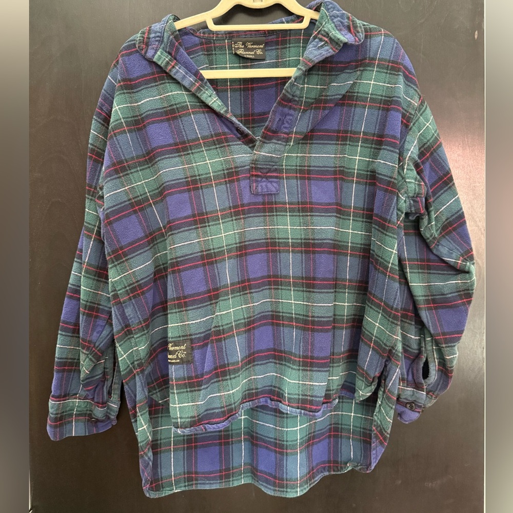 The Vermont Flannel Co Pullover Henley Plaid Flannel